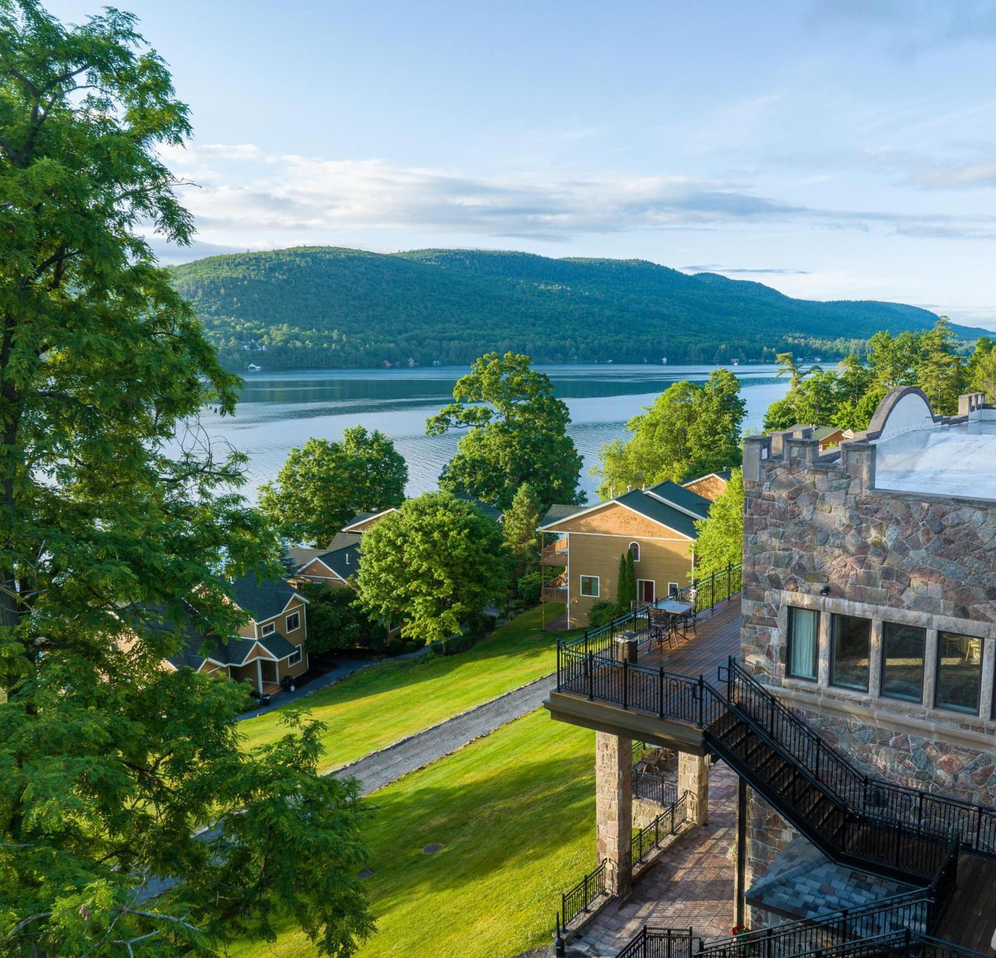 The Inn At Erlowest Lake George Luaran gambar