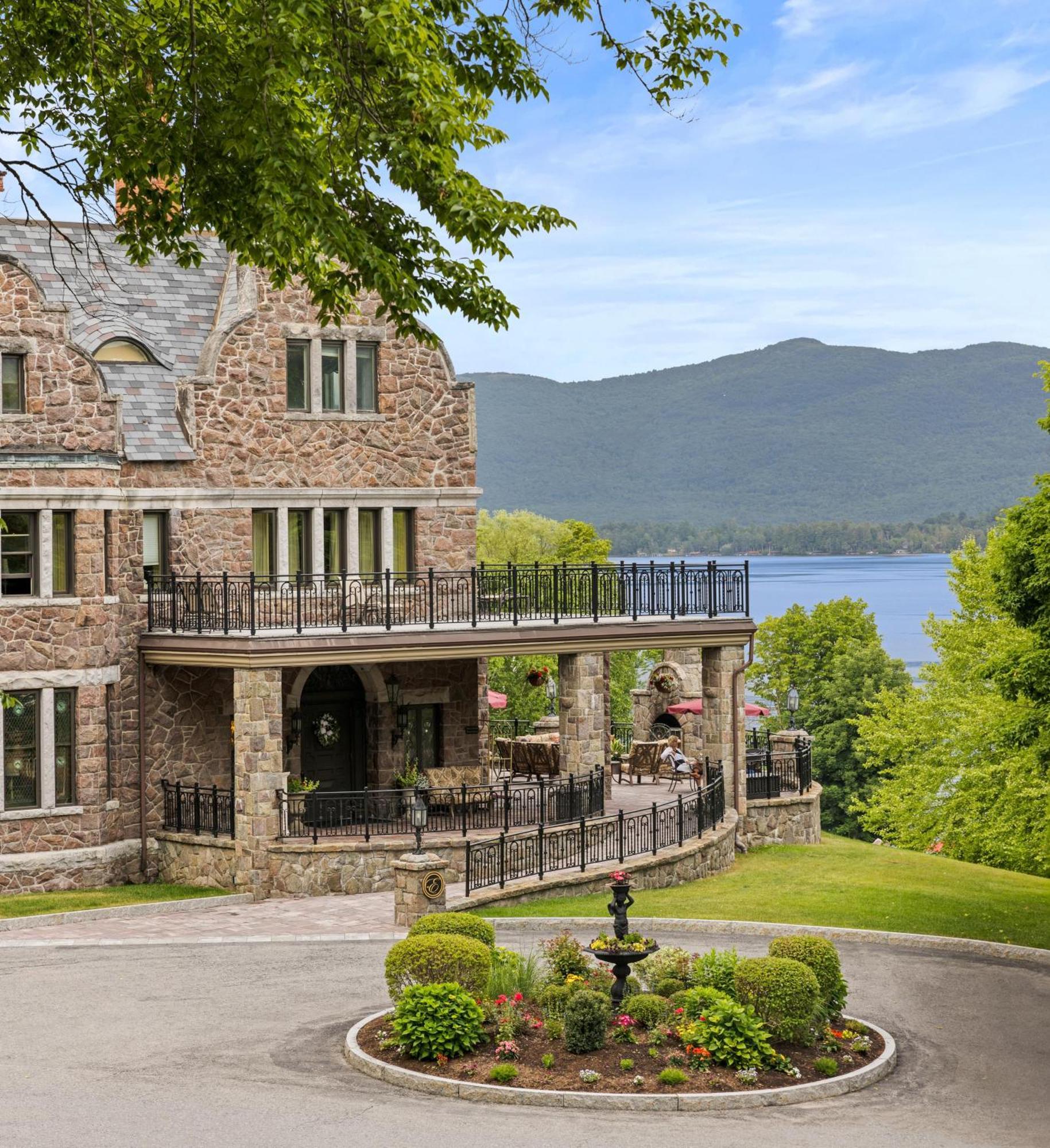 The Inn At Erlowest Lake George Luaran gambar